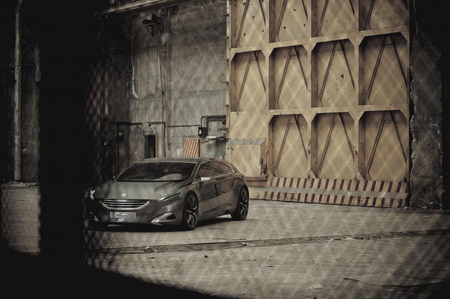  Peugeot HX1 Concept 2011 года  (фото 17 из 88)